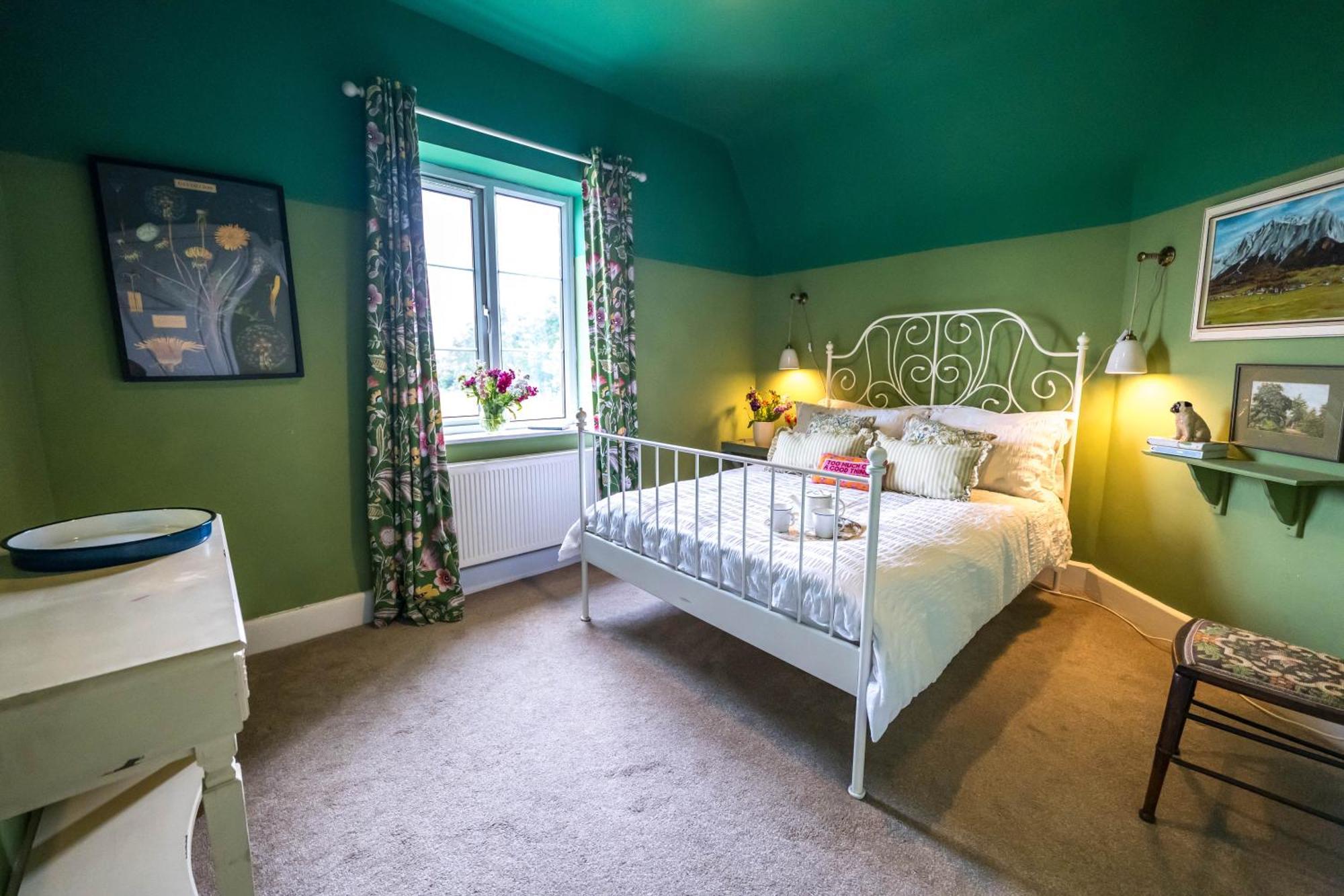 Large Country Cottage, Sleeps 8 - Spa Facilities, Garden Bar, Catering Services, Free Parking, Nature Reserve, Hen Parties Scunthorpe Exteriér fotografie