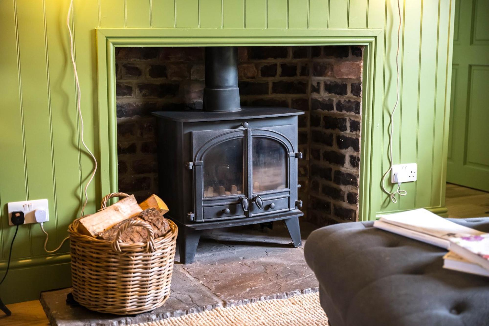 Large Country Cottage, Sleeps 8 - Spa Facilities, Garden Bar, Catering Services, Free Parking, Nature Reserve, Hen Parties Scunthorpe Exteriér fotografie
